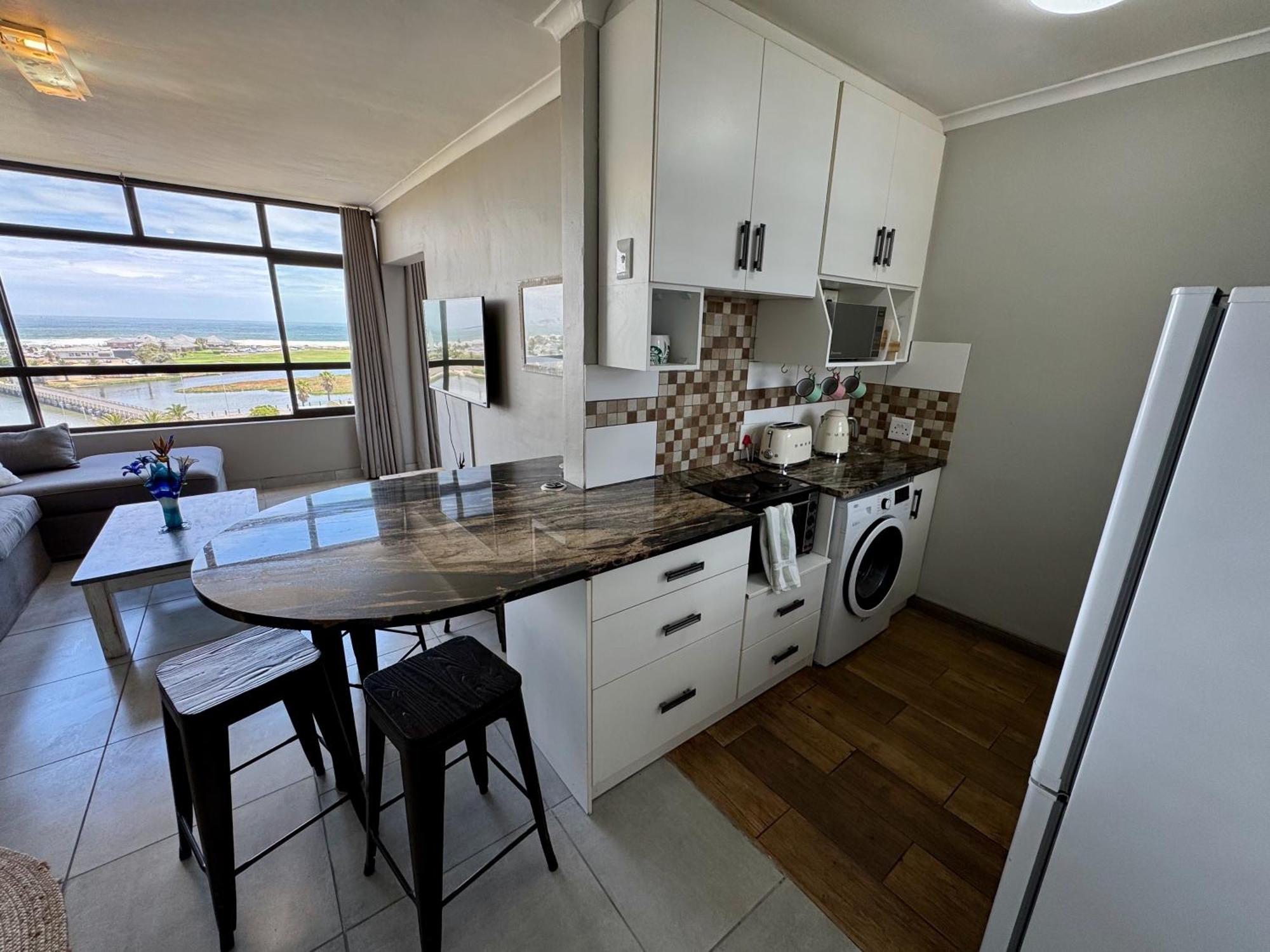 Apartment Island Views *