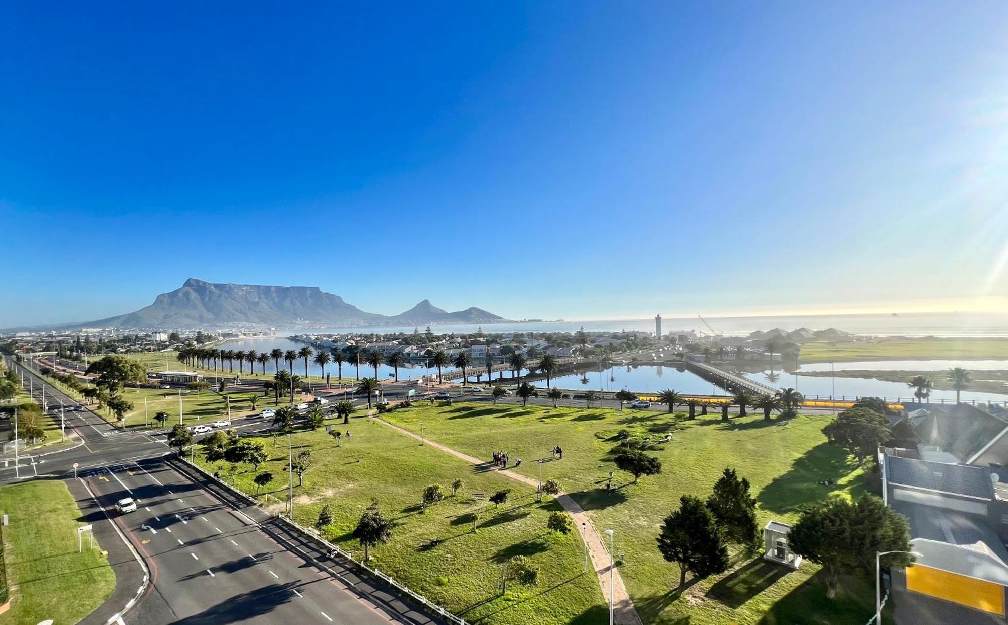Apartment Island Views Apartment Cape Town